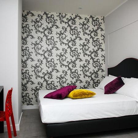 Principessa Isabella Luxury Rooms Salerno Buitenkant foto