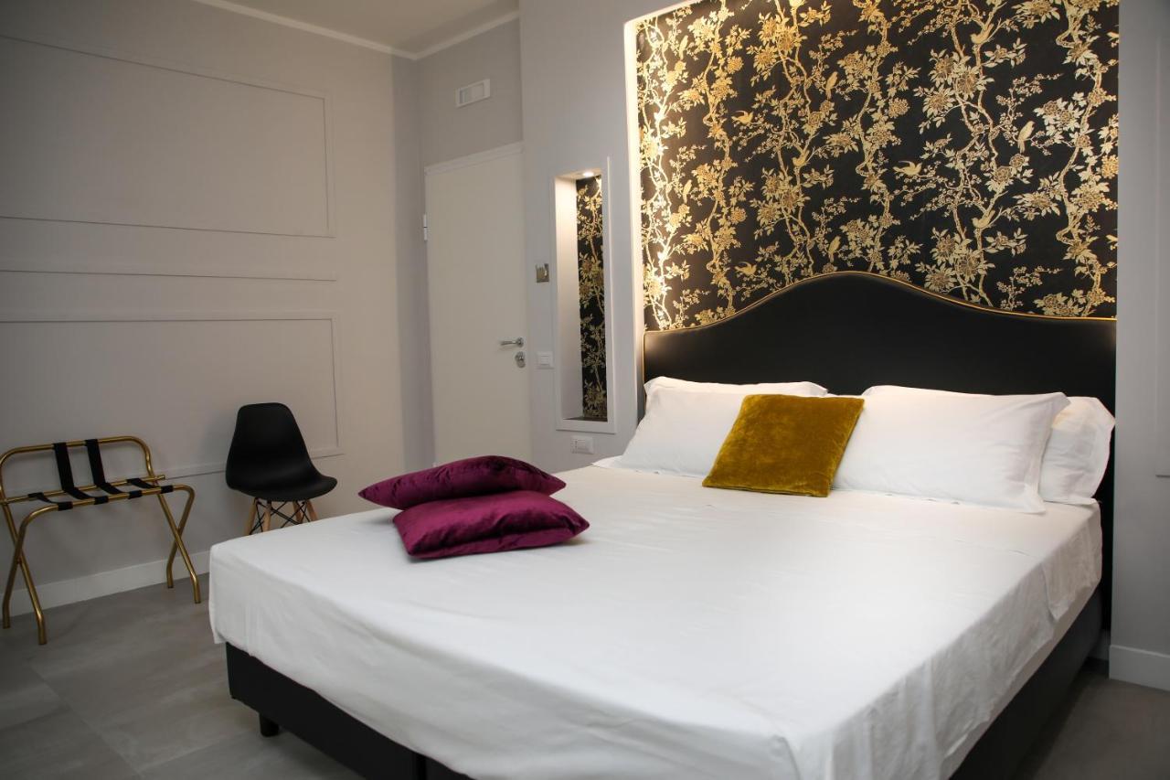 Principessa Isabella Luxury Rooms Salerno Buitenkant foto